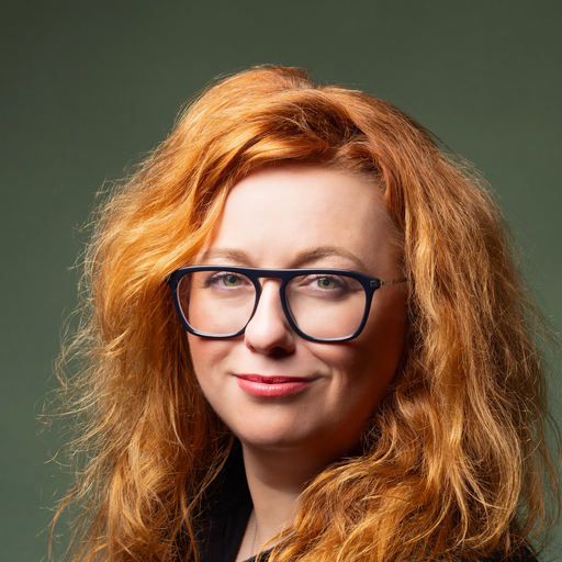 Alisa Reznik